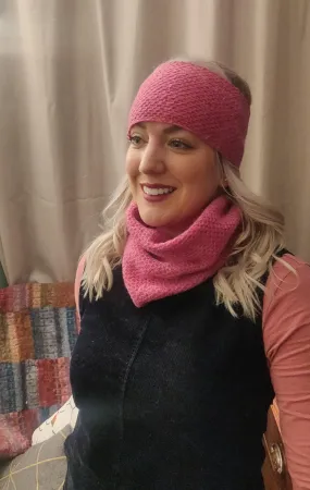 Annie Glue Textured Snood in Blush