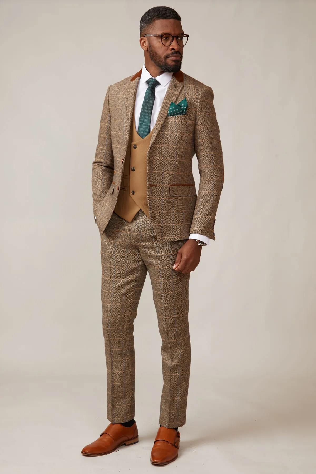 DX7 - Tan Tweed Check Suit With Kelvin Oak Waistcoat