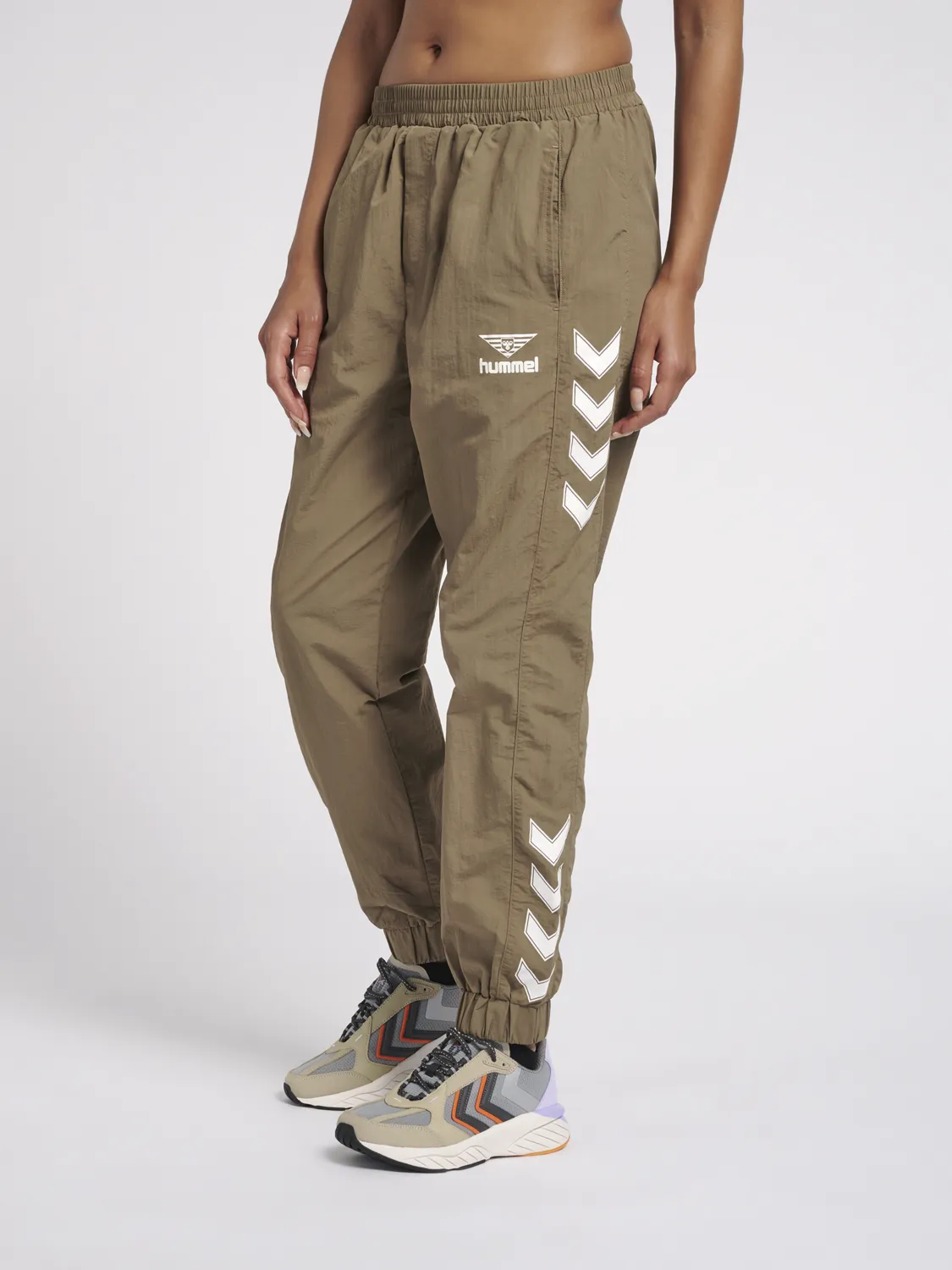 Hummel hmlNIKKI Pants - Walnut